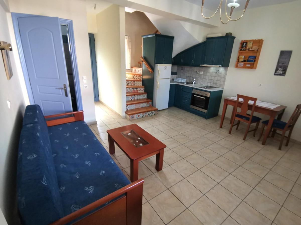 Taletos Apartments Stoúpa Esterno foto